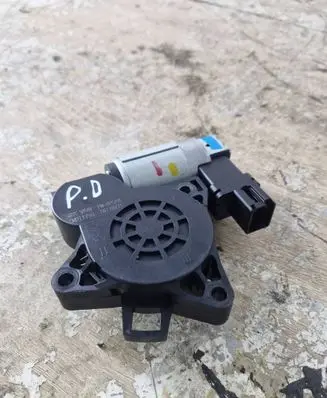 Mazda CX-7 Front door window regulator motor G22C5858X CM011750 TN778X15