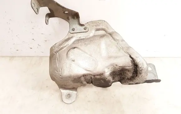 Mercedes-Benz C W204 Heat shield in engine bay A6511500175