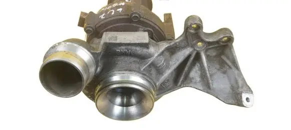 BMW 3 F30 F35 F31 Turbo 8519475 N47D20C