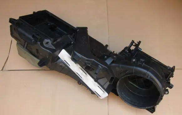 Interior heater climate box assembly