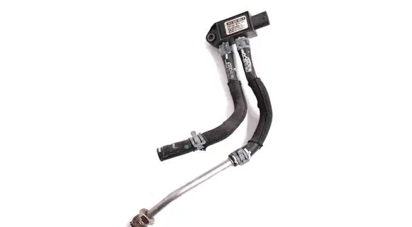 Porsche Macan (95B) Exhaust gas pressure sensor 059906051F 37975799