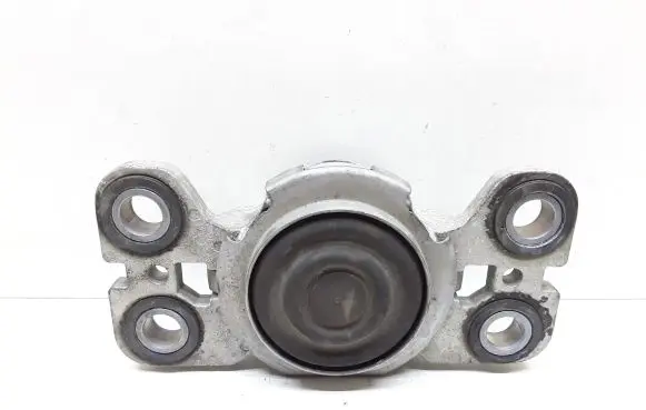 Volvo S60 Engine mount bracket 31401307