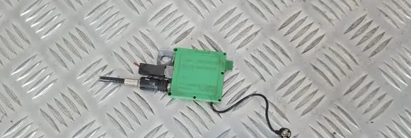 Land Rover Discovery Antenna control unit XUO100010