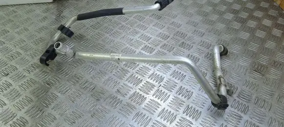 Porsche Cayenne (92A) Engine coolant pipe/hose 7P0819929