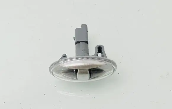 Toyota Aygo AB40 Front fender indicator light 9680057480