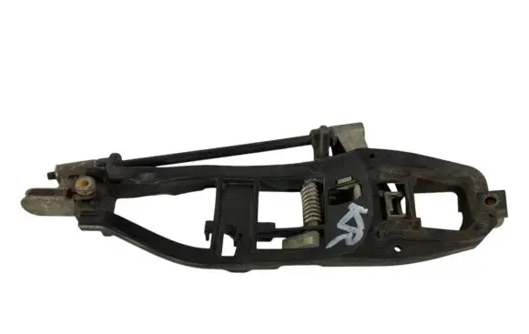 Front door exterior handle/bracket