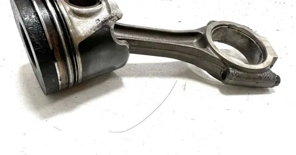 Dodge Journey Piston with connecting rod 038JDE S86V400