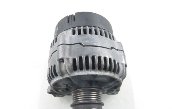 Volkswagen PASSAT B5 Generator/alternator 0123515003 028903028