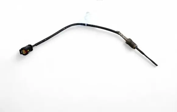 BMW 7 G11 G12 Exhaust gas temperature sensor 7804177