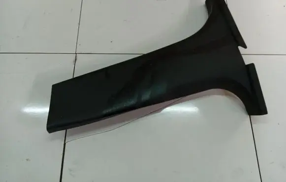 Skoda Octavia Mk2 (1Z) (B) pillar trim (top) 1Z0867281