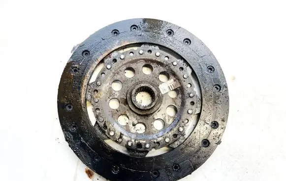 Volvo V50 Clutch pressure plate 868969