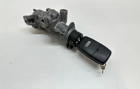 Audi A4 S4 B6 8E 8H Ignition lock 4B0905851B