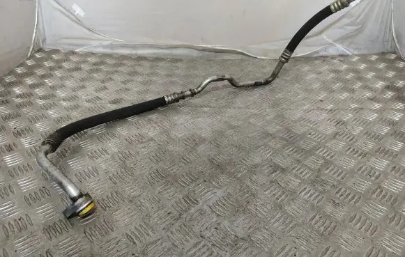 Air conditioning (A/C) pipe/hose