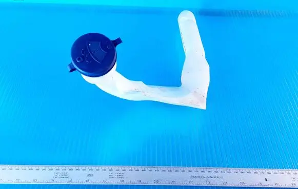 Peugeot 208 I Window washer liquid tank fill tube 