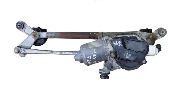 Toyota Yaris Front wiper linkage and motor 851100D080