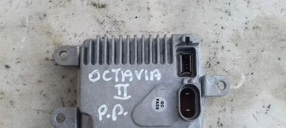 Skoda Octavia Mk2 (1Z) Xenon control unit/module 