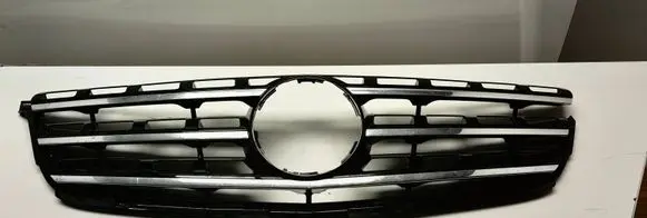 Mercedes-Benz ML W166 Front bumper upper radiator grill A1668800123