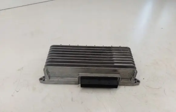 Audi A5 8T 8F Sound amplifier 8T0035223AB