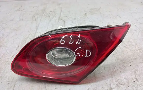 Volkswagen PASSAT CC Rear/tail lights