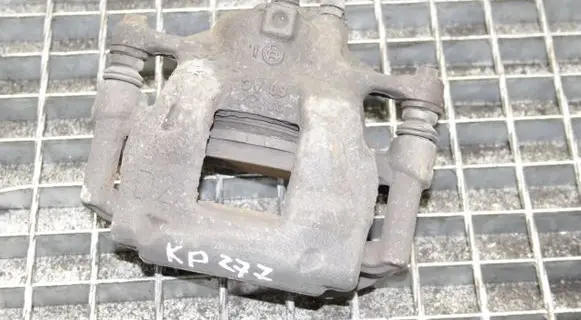 Toyota Auris E180 Front brake caliper
