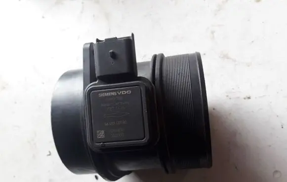 Citroen C8 Mass air flow meter 5WK97002