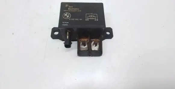 BMW 7 F01 F02 F03 F04 Coolant fan relay 9198302