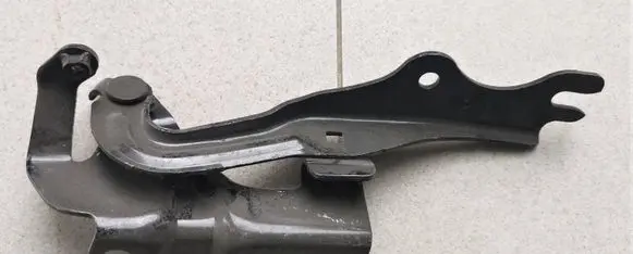 Mazda 3 I Engine bonnet/hood hinges BP4K52420B