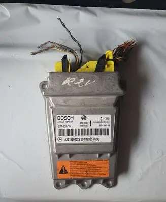 Mercedes-Benz R W251 Airbag control unit/module A2518204026 0285010216