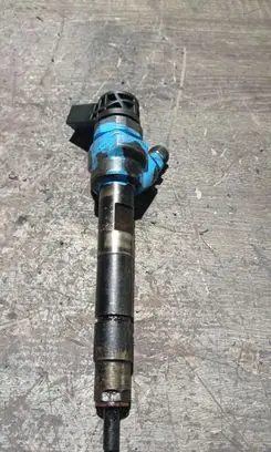 BMW 5 F10 F11 Fuel injector 781070202