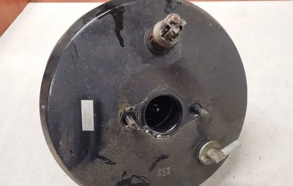 Toyota Avensis Verso Brake booster 13101014080 4H00013