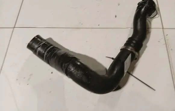 Renault Laguna III Intercooler hose/pipe 