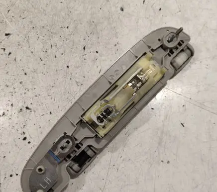 Rear interior roof grab handle