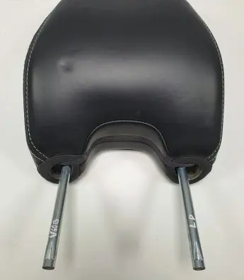 Volvo V60 Front seat headrest 