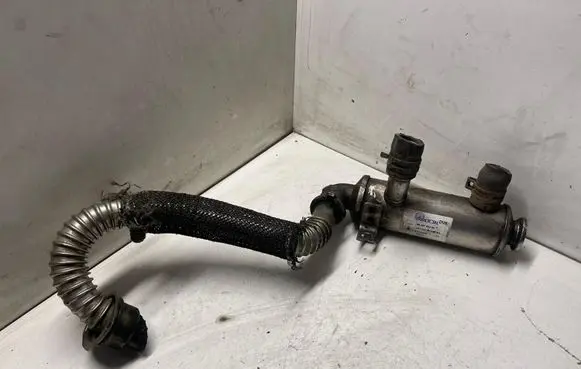 Ford Focus EGR valve cooler VP1U3H9P445BA