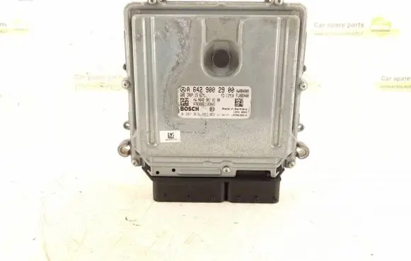 Mercedes-Benz C W204 Engine control unit/module 6429002900 6429000400