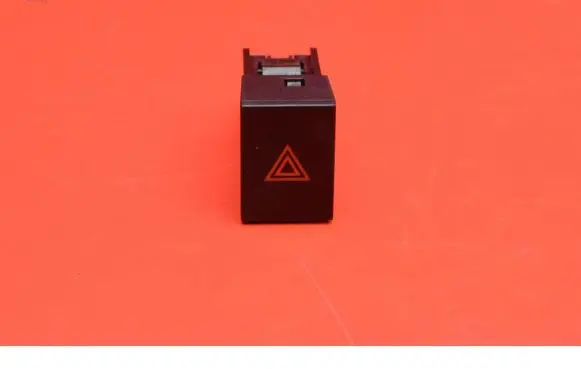 Nissan Qashqai Hazard light switch