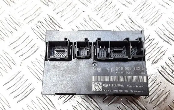 Volkswagen PASSAT B6 Engine control unit/module 3c0959433r