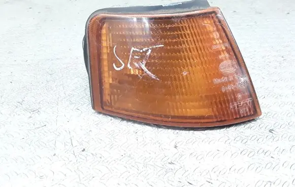 Seat Toledo I (1L) Front indicator light