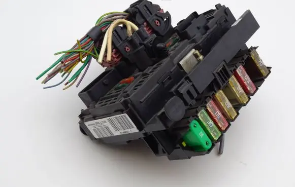 Citroen C4 I BSM Control unit 9661682980 S118983011C