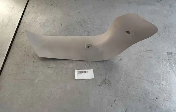 Renault Zoe Tailgate trim 909031316R