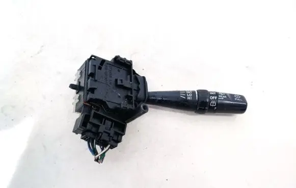 Toyota Avensis Verso Wiper control stalk 173654LH