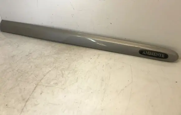 Mercedes-Benz Vito Viano W639 Front door trim (molding) A6396900562