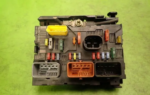 Peugeot 307 BSM Control unit 