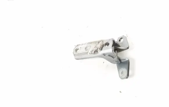 Mitsubishi ASX Front door upper hinge 5702A063