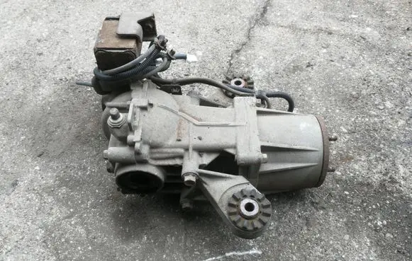 Mitsubishi Outlander Rear differential