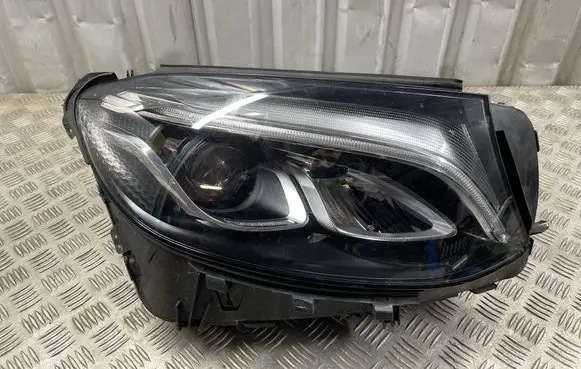 Mercedes-Benz GLC C253 Headlight/headlamp A2539065401