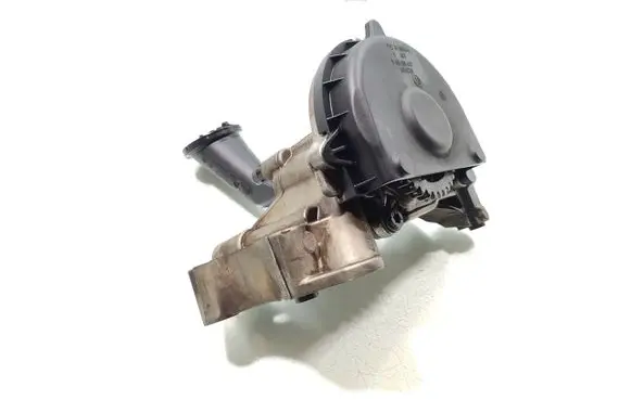 Skoda Fabia Mk2 (5J) Oil pump 03F115105D