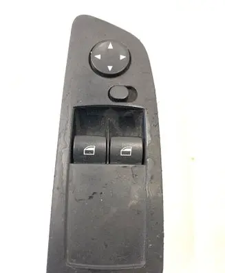 BMW 1 E81 E87 Electric window control switch 6952006