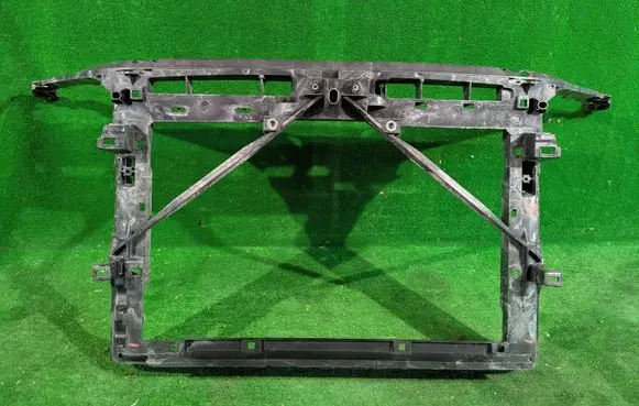 Skoda Octavia Mk3 (5E) Radiator support slam panel 5E0805588