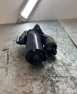 BMW 5 F10 F11 Starter motor 8506657 20100916 0001148010
